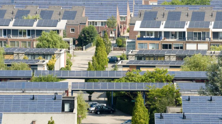 Los principales obstáculos que encuentran las comunidades energéticas en Andalucía